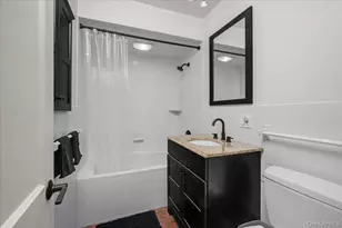 1325 Stoneybrook Ave, Mamaroneck, NY 10543 - Photo 12