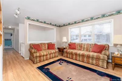 189 Broadway, Rocky Point, NY 11778 - Photo 6