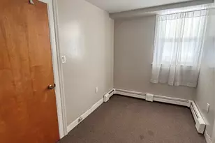 84 Albany St, Poughkeepsie, NY 12601 - Photo 6