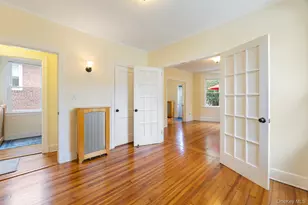 216 Lakeview Pl, Bronx, NY 10471 - Photo 6