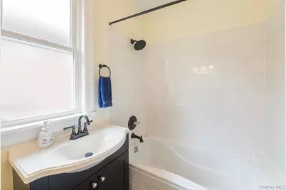 216 Lakeview Place #2, Bronx, NY 10471 - Photo 10