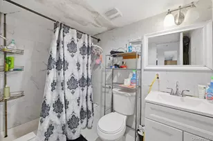 119-15 193rd St, Saint Albans, NY 11412 - Photo 20