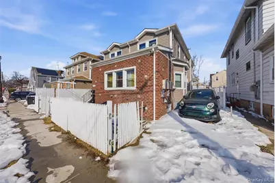 11915 193rd Street, Saint Albans, NY 11412 - Photo 2