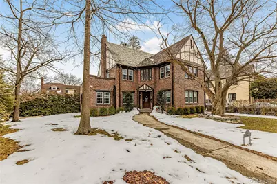 255 Pennsylvania Avenue, Mount Vernon, NY 10552 - Photo 2