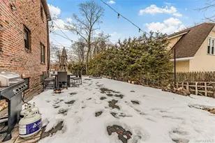 255 Pennsylvania Ave, Mount Vernon, NY 10552 - Photo 6