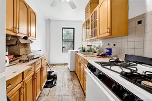 823 E 147th St, Bronx, NY 10455 - Photo 4