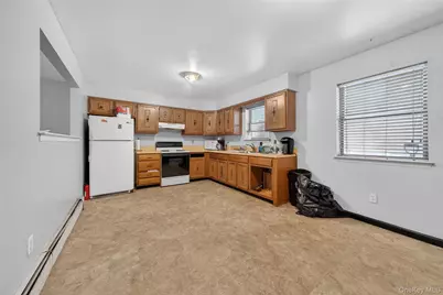 42 Victory Avenue, Shirley, NY 11967 - Photo 6