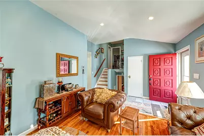 389 Beebe Court, North Babylon, NY 11703 - Photo 6