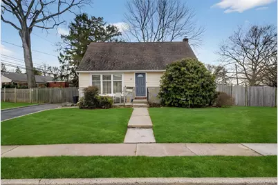 59 Holly Road, Hewlett, NY 11557 - Photo 4