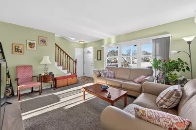 59 Holly Road, Hewlett, NY 11557 - Photo 8