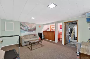 59 Holly Rd, Hewlett, NY 11557 - Photo 24