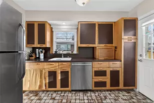 59 Holly Rd, Hewlett, NY 11557 - Photo 12