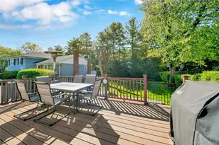 39 Harding Dr, New Rochelle, NY 10801 - Photo 22
