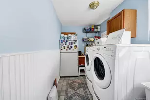 39 Harding Dr, New Rochelle, NY 10801 - Photo 18