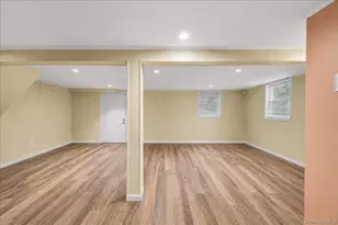39 Harding Dr, New Rochelle, NY 10801 - Photo 20