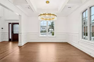 133 Newmarket Rd, Garden City, NY 11530 - Photo 6