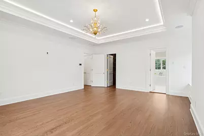 133 Newmarket Road, Garden City, NY 11530 - Photo 32