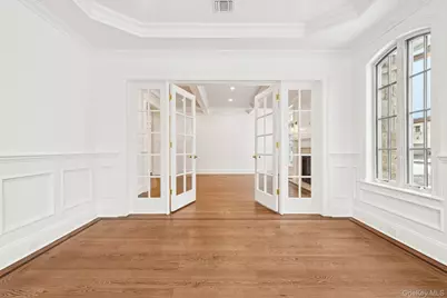 133 Newmarket Road, Garden City, NY 11530 - Photo 14