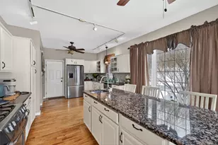 32 Woodstock Ln, Middletown, NY 10941 - Photo 14