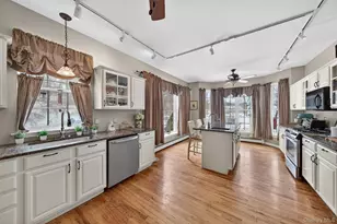 32 Woodstock Ln, Middletown, NY 10941 - Photo 12