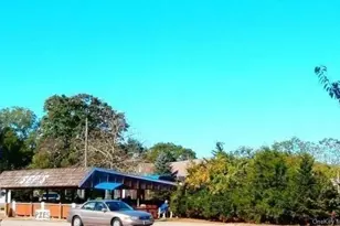 3670 Rocky Point Rd, East Marion, NY 11939 - Photo 24