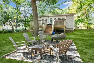 3670 Rocky Point Rd, East Marion, NY 11939 - Photo 20