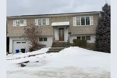 601 Old Country Road, Deer Park, NY 11729 - Photo 1