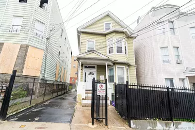 78 Maple Street, Yonkers, NY 10701 - Photo 1