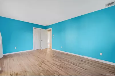 1616 Madison Avenue, West Islip, NY 11795 - Photo 20