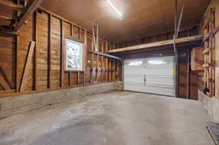 1616 Madison Ave, West Islip, NY 11795 - Photo 38