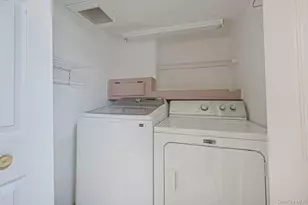 1616 Madison Ave, West Islip, NY 11795 - Photo 30