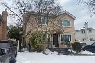 61-39 184th St, Fresh Meadows, NY 11365 - Photo 2