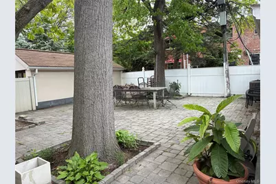 6139 184th Street, Fresh Meadows, NY 11365 - Photo 6