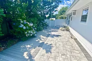 16 Osceola Ln, Southampton, NY 11968 - Photo 16