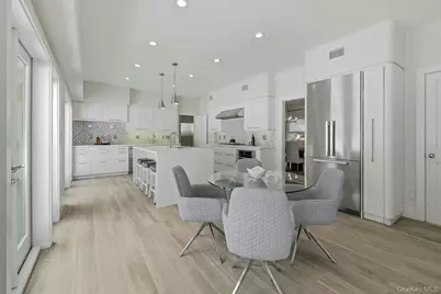 34 Sousa Drive, Sands Point, NY 11050 - Photo 14