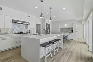 34 Sousa Dr, Sands Point, NY 11050 - Photo 16