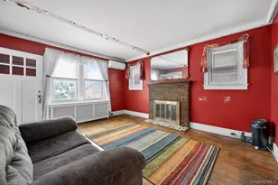 8 Henry Pl, Bay Shore, NY 11706 - Photo 6