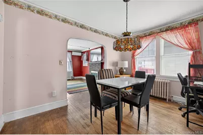 8 Henry Place, Bay Shore, NY 11706 - Photo 8