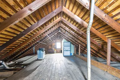 8 Henry Place, Bay Shore, NY 11706 - Photo 18