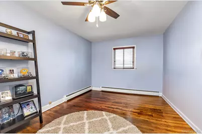 6 Cedar Drive E, Plainview, NY 11803 - Photo 20