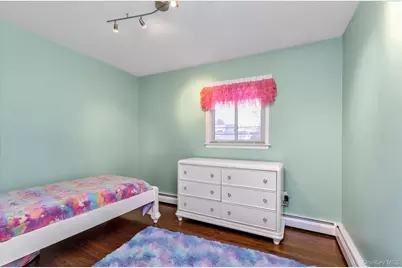 6 Cedar Drive E, Plainview, NY 11803 - Photo 18