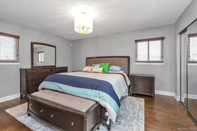 6 Cedar Drive E, Plainview, NY 11803 - Photo 16