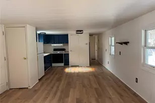 70 Elm Ln, Pleasant Valley, NY 12569 - Photo 8