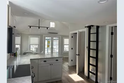 7 Cedar Avenue, East Setauket, NY 11733 - Photo 4