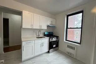 108-50 62nd Dr, Forest Hills, NY 11375 - Photo 2