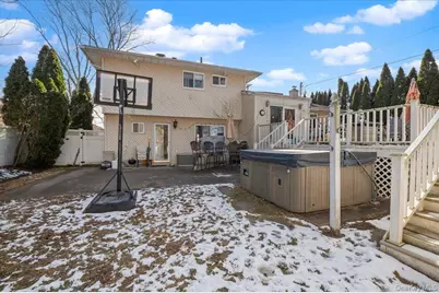 62 Eileen Avenue, Plainview, NY 11803 - Photo 24