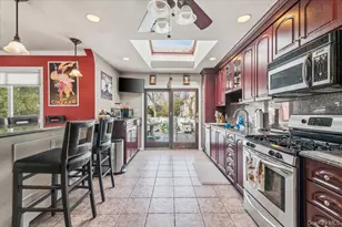 62 Eileen Ave, Plainview, NY 11803 - Photo 4