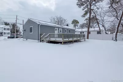 78 S 23rd Street, Wyandanch, NY 11798 - Photo 20