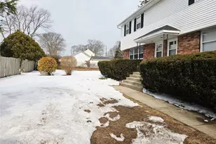 7375 Washington St, East Islip, NY 11730 - Photo 2