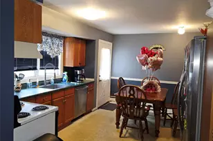 7375 Washington St, East Islip, NY 11730 - Photo 18